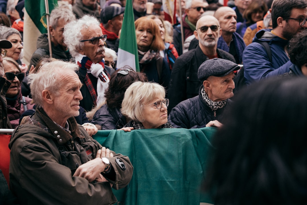Sindacati e CCNL: guida pratica per le PMI italiane