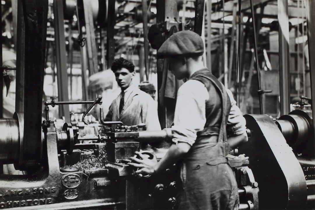 Turni H24 nelle PMI industriali: guida HR completa